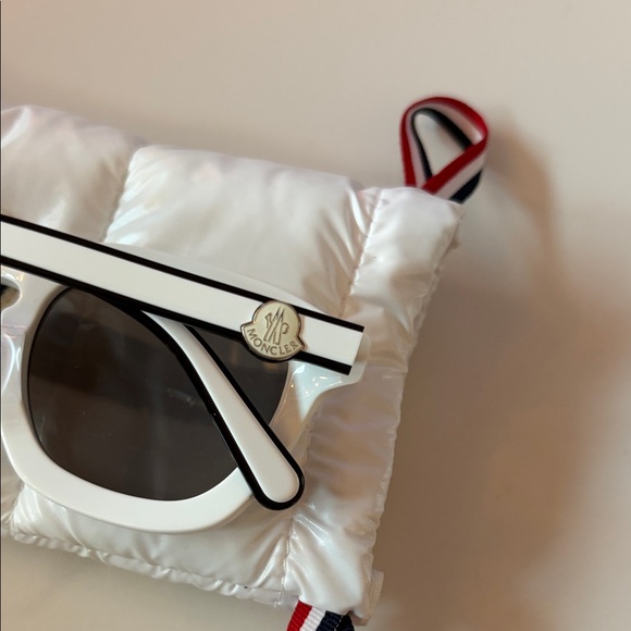 White Sunglasses with Case - Picture 3 of 7